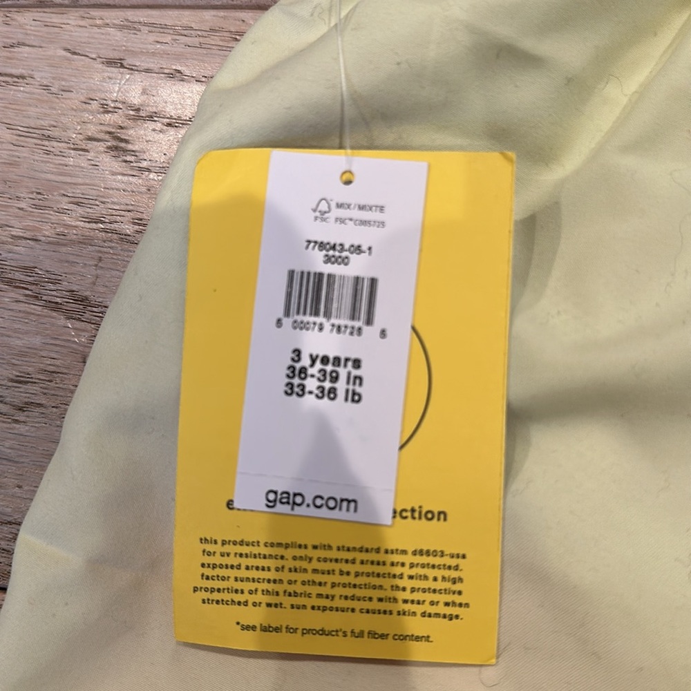 Brand new with tags baby gap boys size 3t swim short - Picture 3 of 4